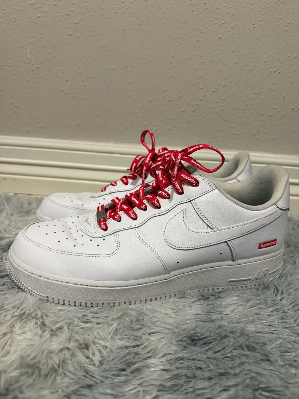 Nike Air Force 1 x Supreme White Low Sneaker Men's US Size 12